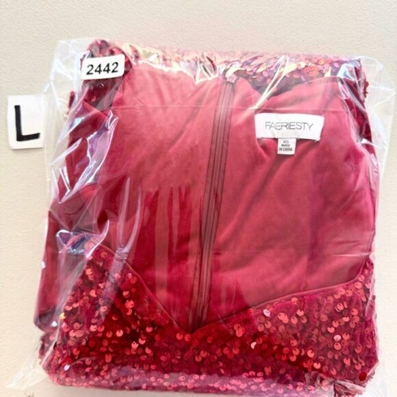 FAERIESTY red Sweetheart Neck Split Thigh Sequin Formal Dress XSmall - Picture 14 of 15